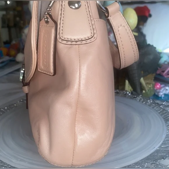 COACH PEACHY PEARL shoulder bag! NWT - Picture 6 of 15